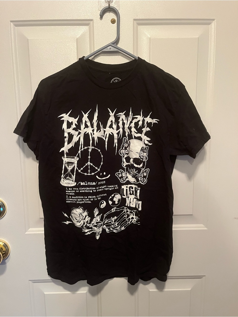 Black Graphic Tee - Men's Printed Short Sleeve Shirt